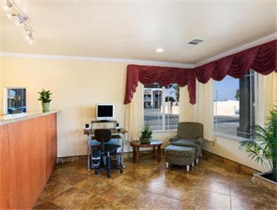 Americas Best Value Inn Hanford Ngoại thất bức ảnh
