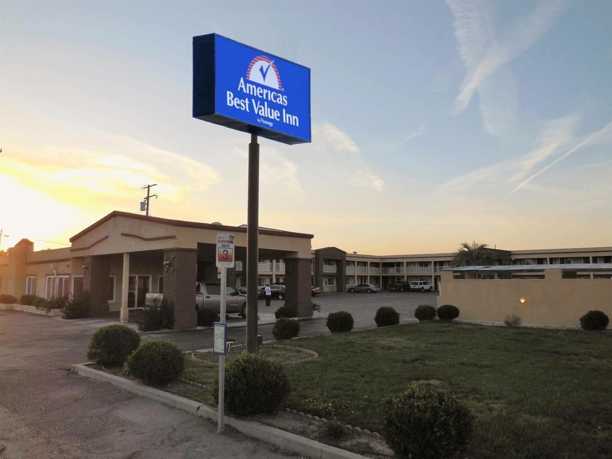Americas Best Value Inn Hanford Ngoại thất bức ảnh