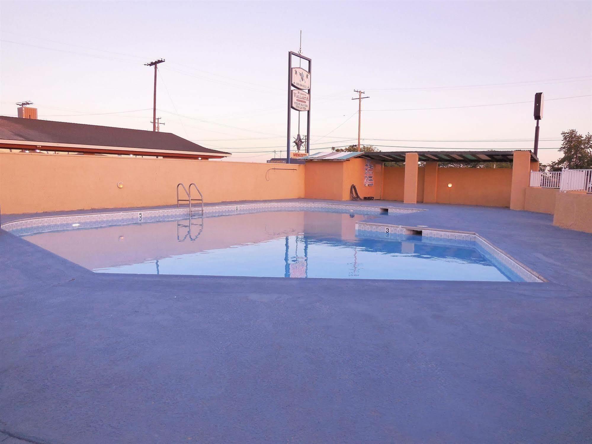 Americas Best Value Inn Hanford Ngoại thất bức ảnh