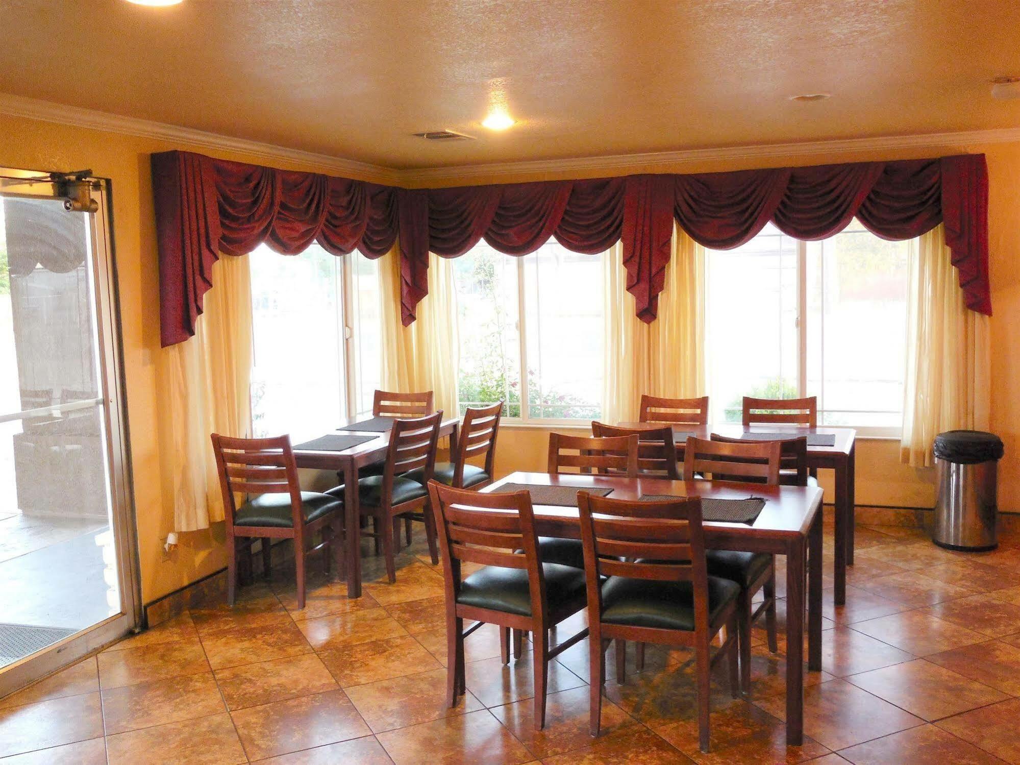 Americas Best Value Inn Hanford Ngoại thất bức ảnh